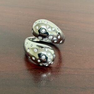 Raindrop Ring with Simulated Diamonds Size 7